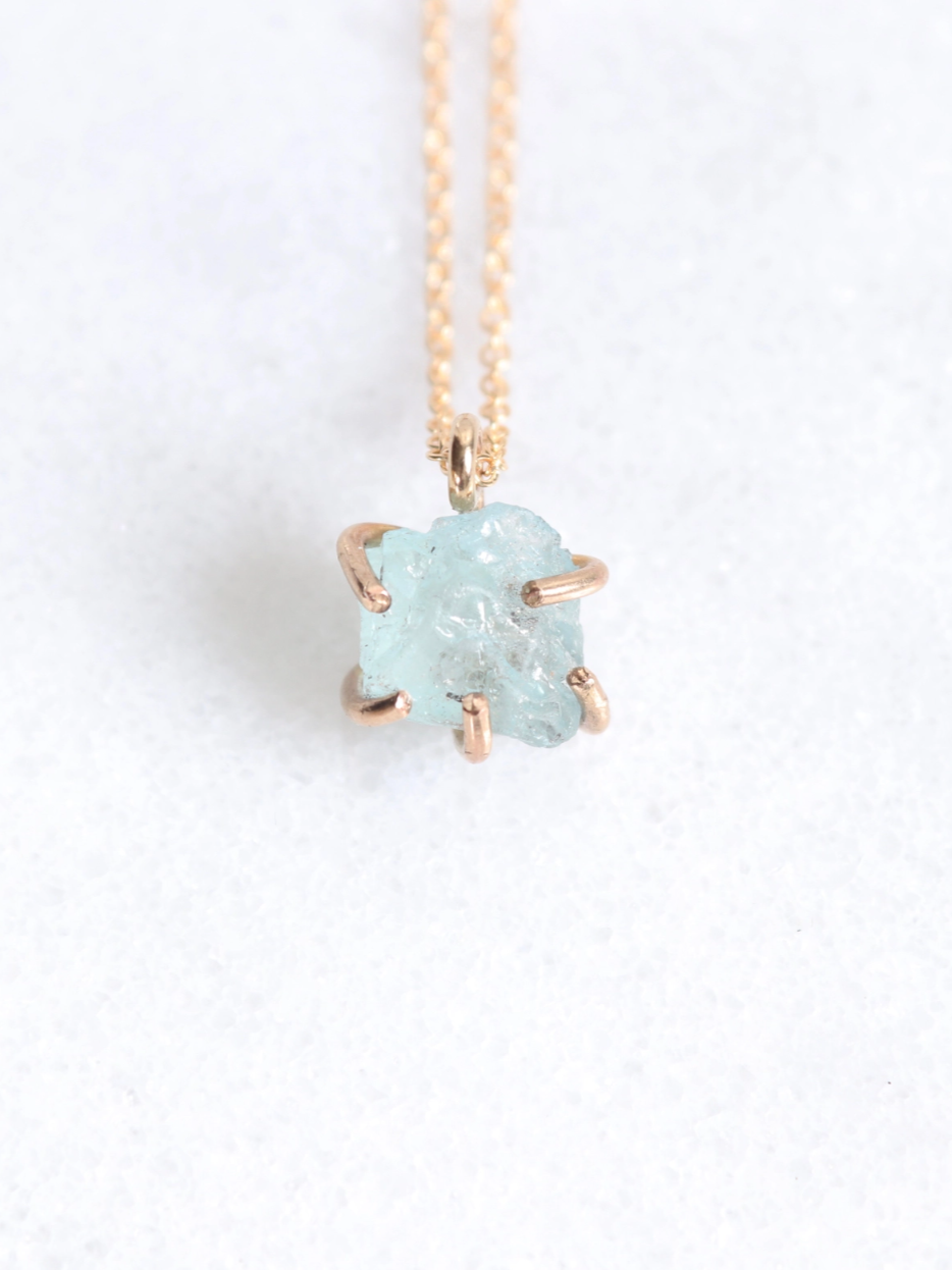 •CRADLE• aquamarine + gold necklace (18" long)