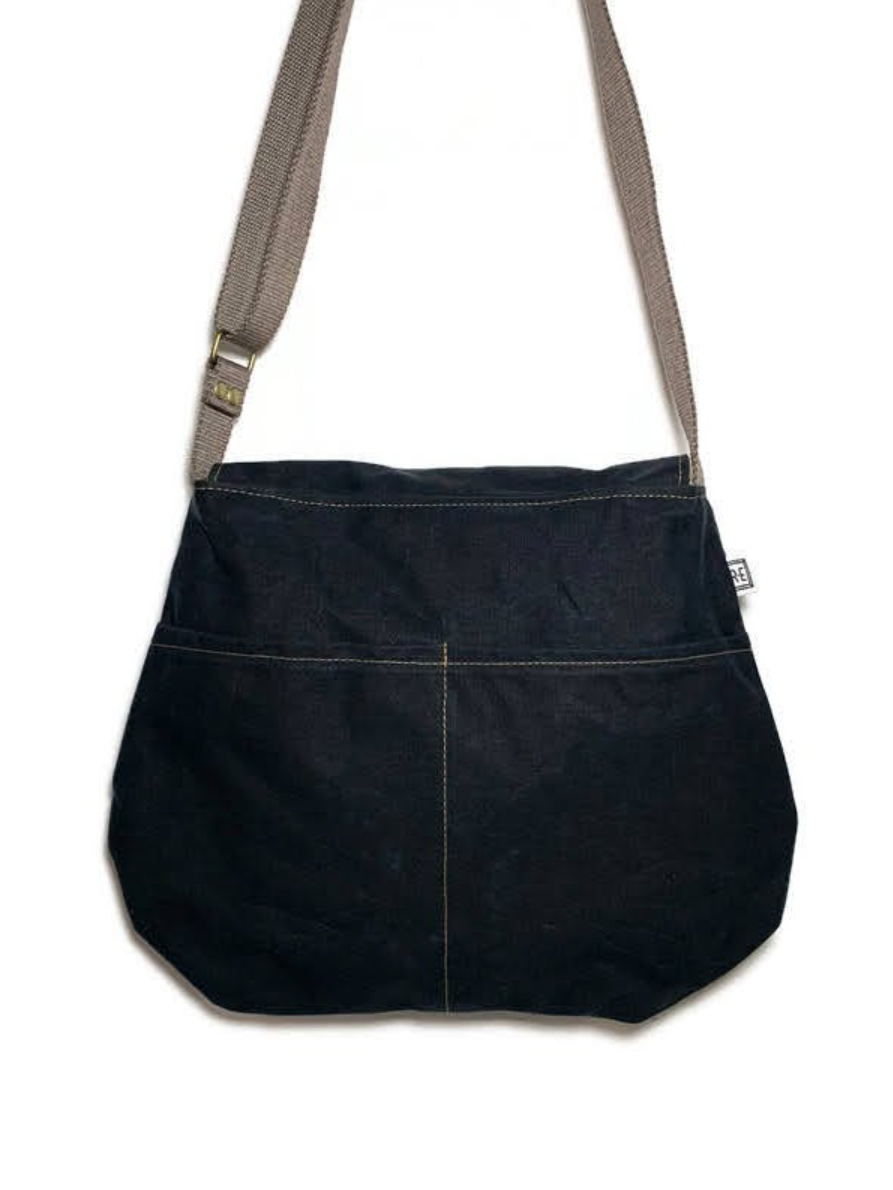 •SATCHEL - LUNA• waxed canvas crossbody