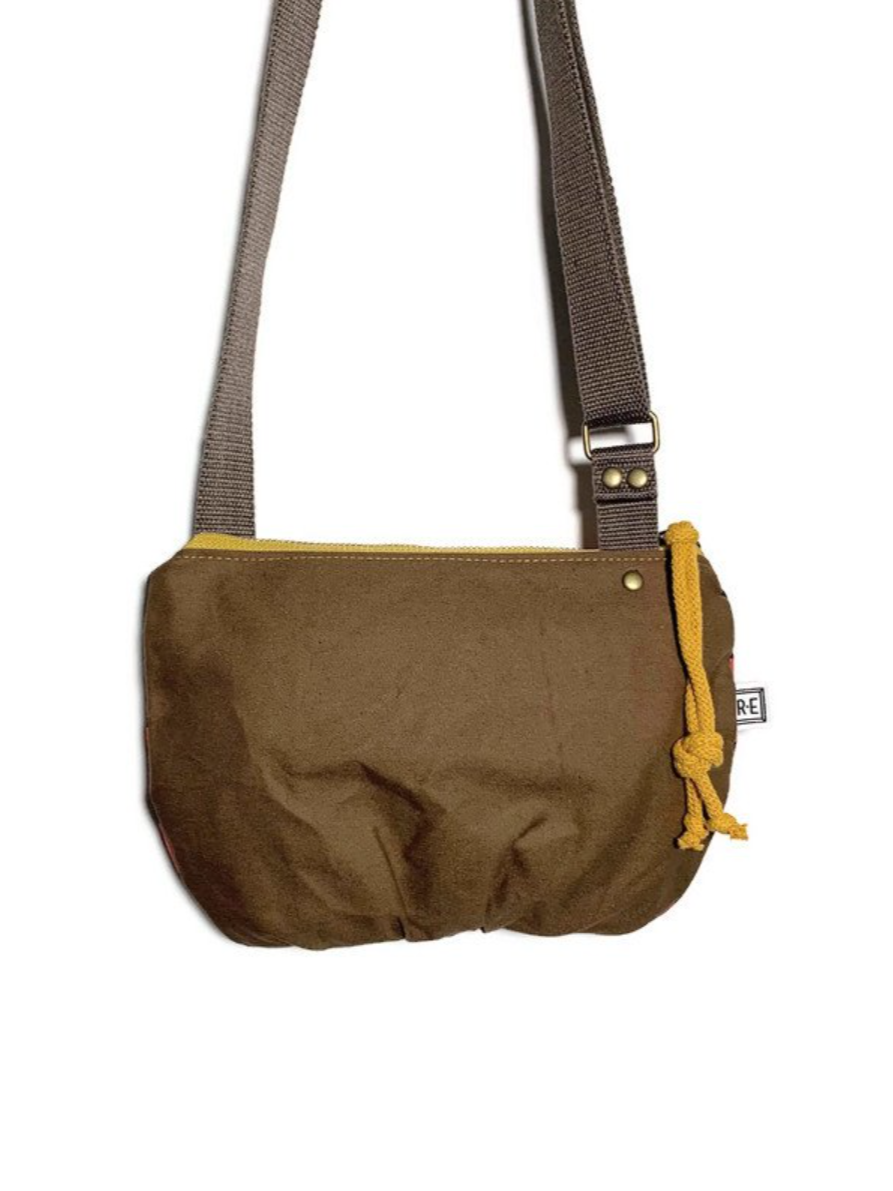 •DATE PURSE - BARN QUILT• waxed canvas crossbody