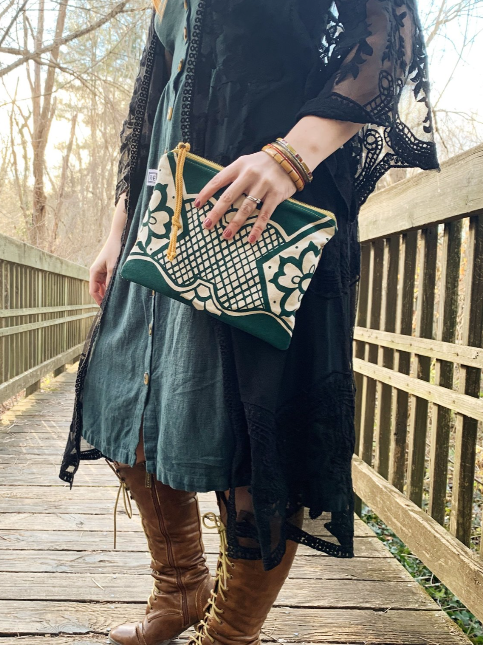 •COSMETIC POUCH - LICHEN• waxed canvas bag