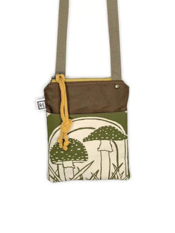 •GO BAG - AMANITA• waxed canvas crossbody