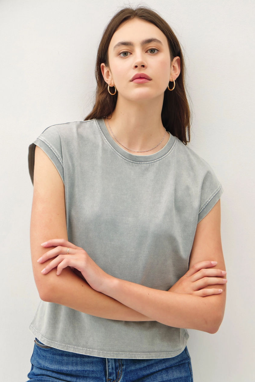 •QUINN• cotton muscle tee