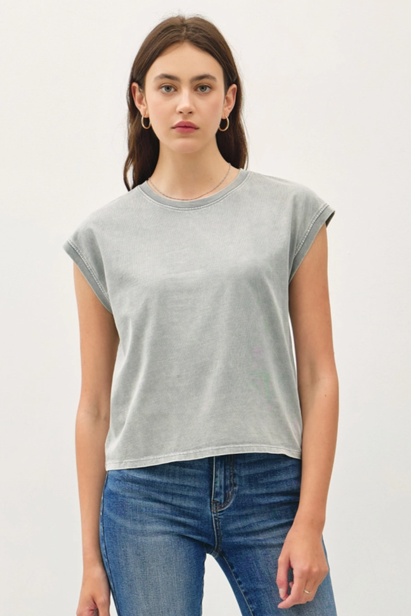 •QUINN• cotton muscle tee