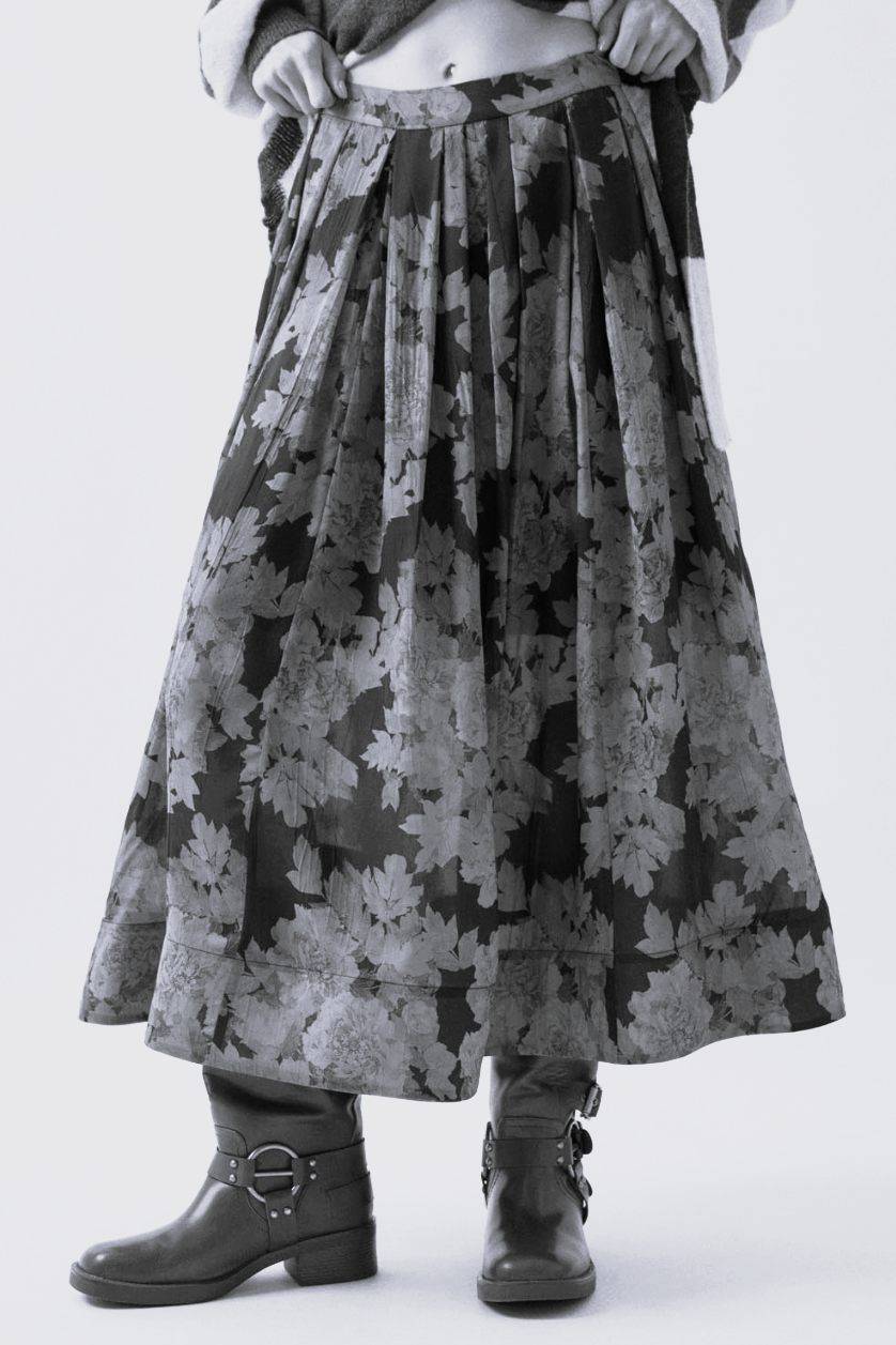 •EKOVA• pleated midaxi skirt