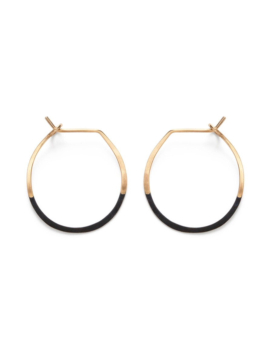 •MINI CIRCLE• patina dipped brass hoop earrings