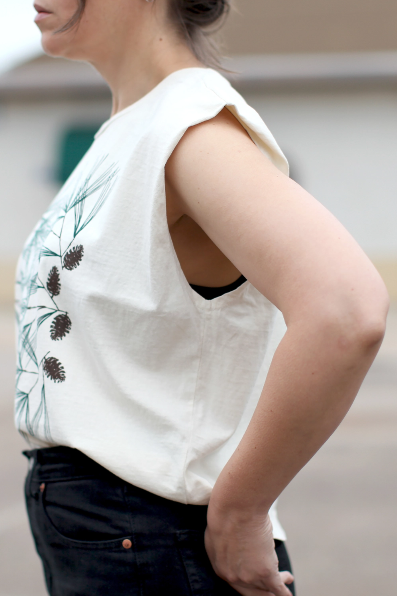 •PINE• heavyweight cotton muscle tee (USA)