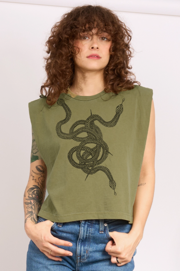 •TANGLE SNAKES• cotton muscle tee (USA)