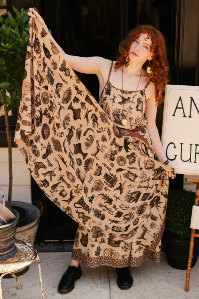 •CURIOSITIES• bamboo scarf