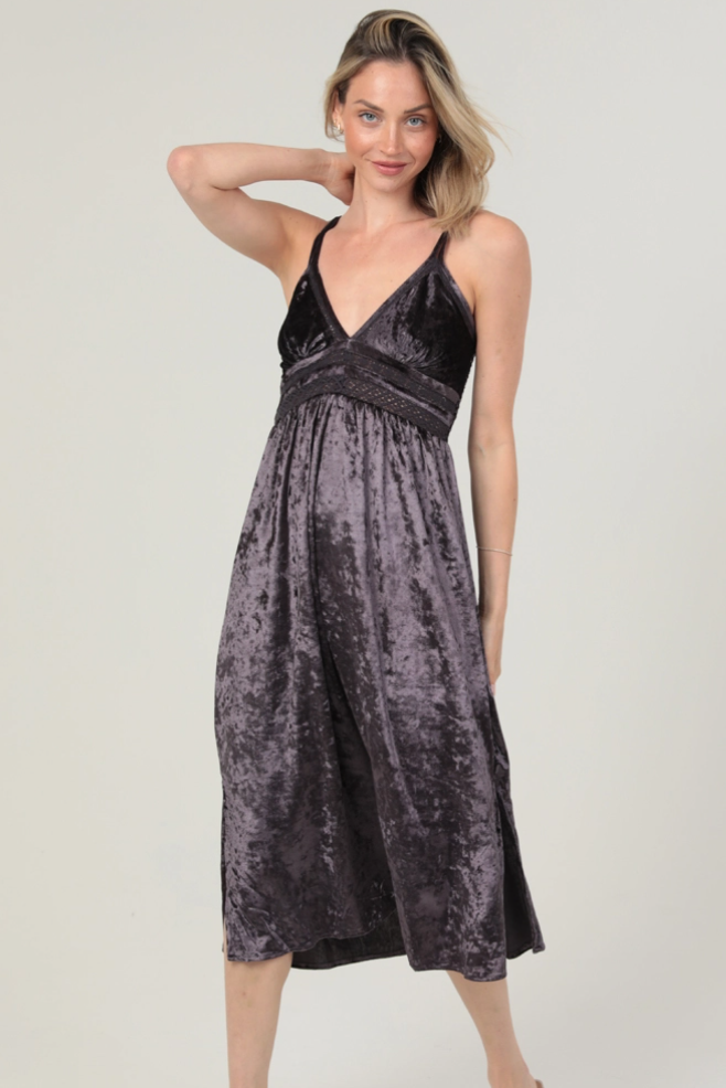 •CINDER• crushed velvet midi dress