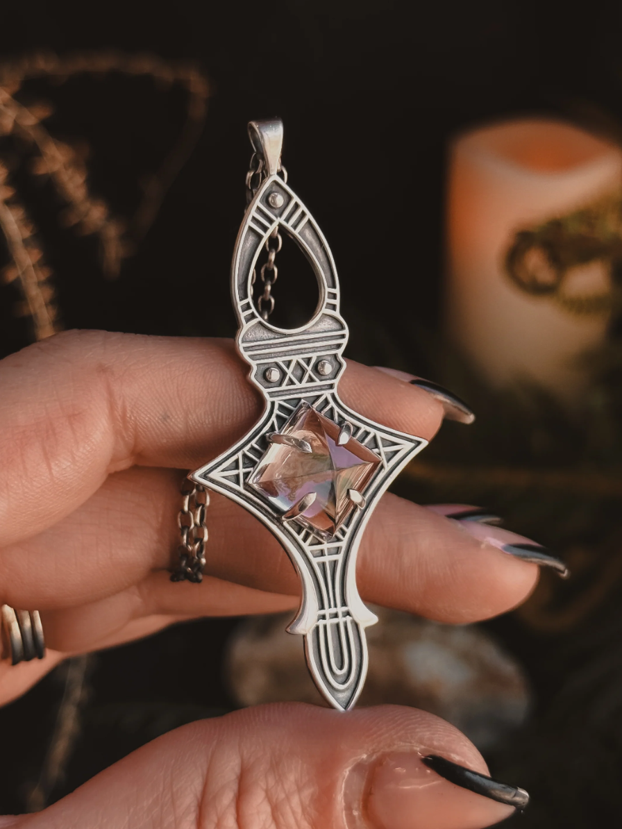 •ARMORED PORTAL• clear quartz + silver necklace (16" long)