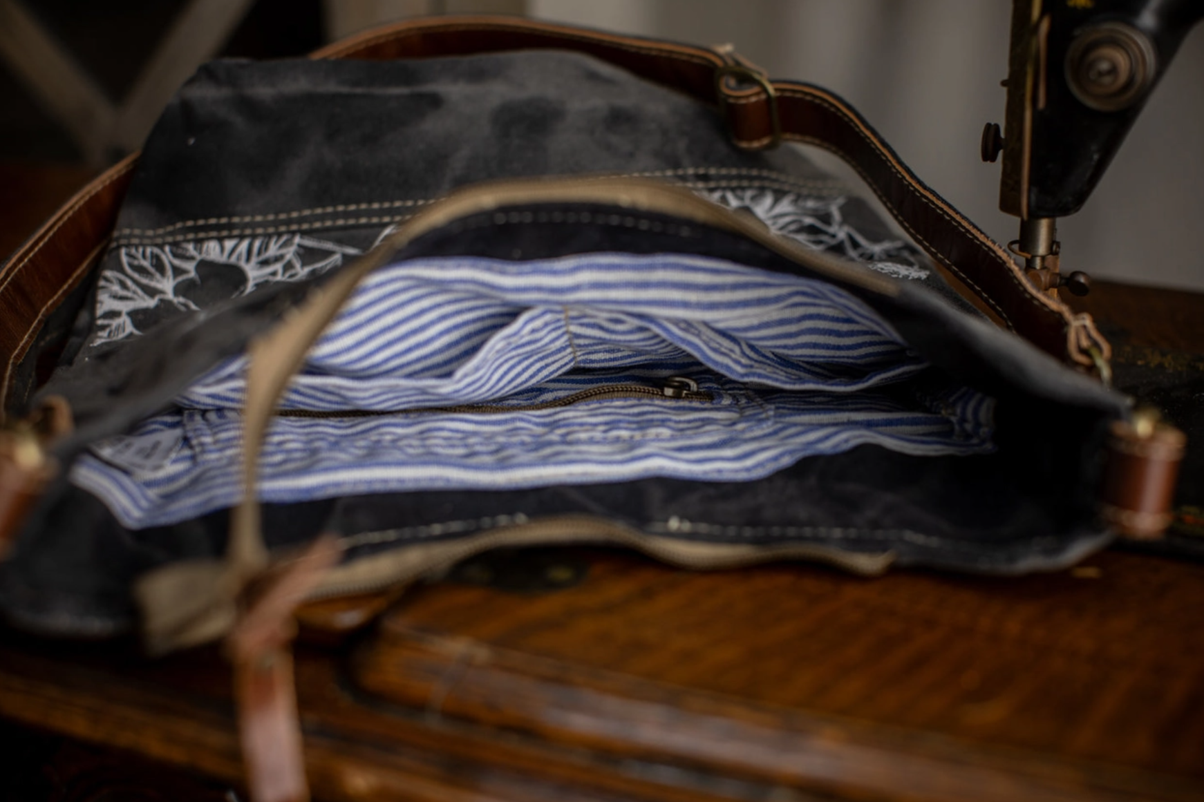 •WILD BOTANIC• recycled canvas crossbody bag