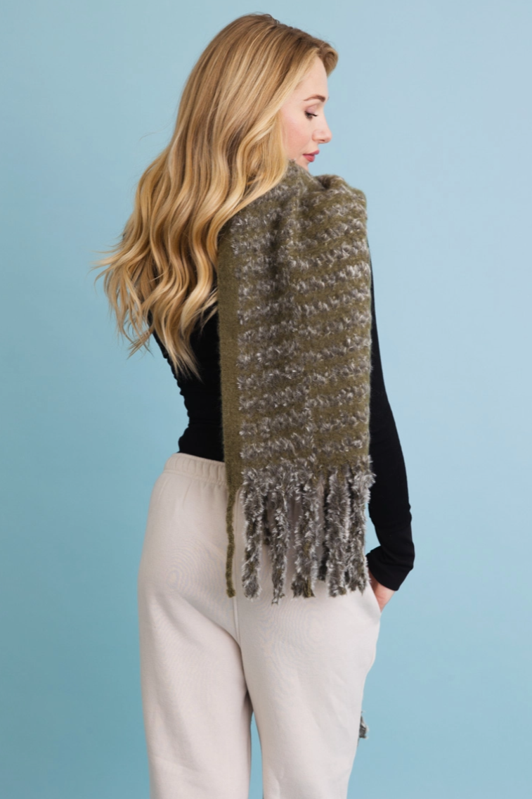 •OVERSIZED CHENILLE SCARF WITH TASSELS•