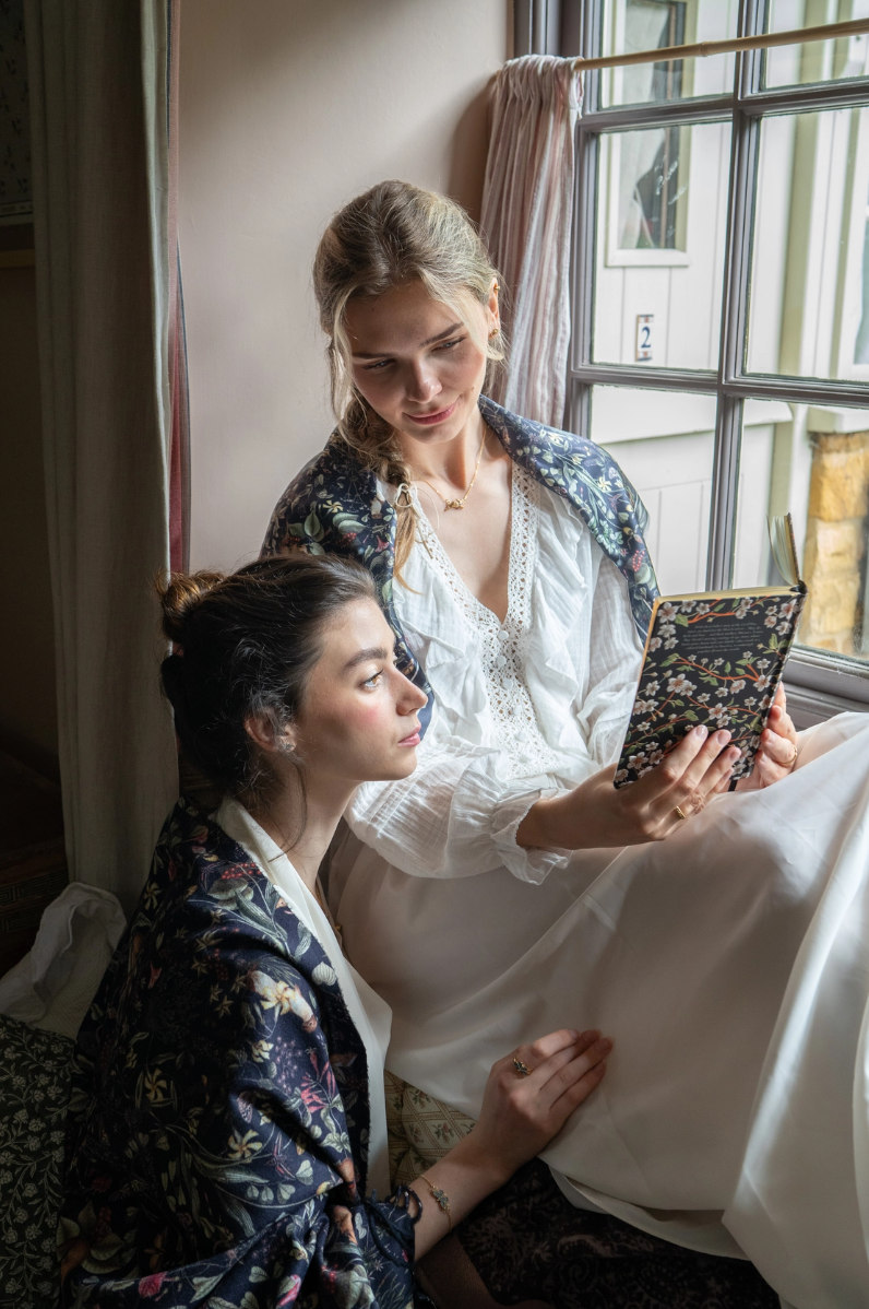 •NIGHT GARDEN• fringed scarf