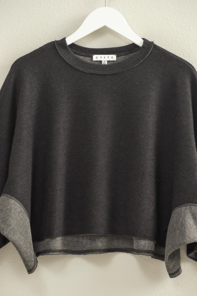 •DEMI• cotton blend cropped top