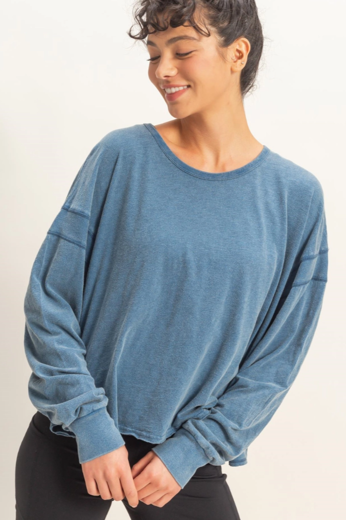 •TONYA• long sleeve open back top