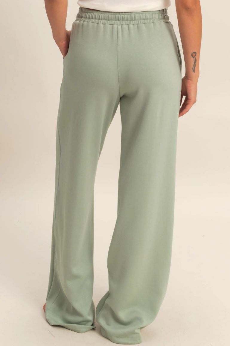 •ELLIOT• cozy straight leg pants