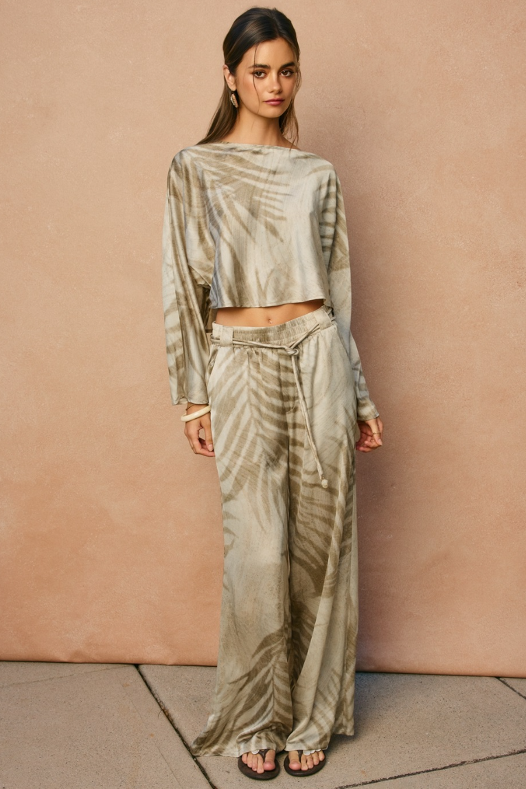 •CALMA• satin top & pants separates