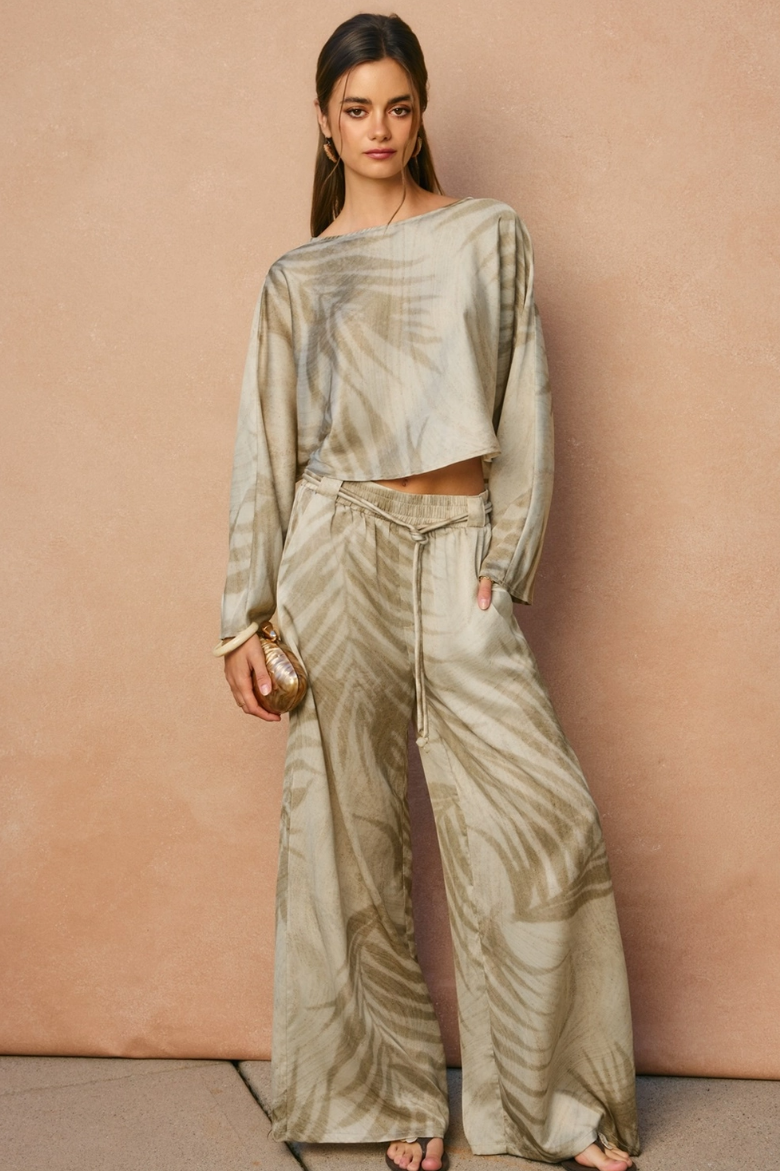 •CALMA• satin top & pants separates