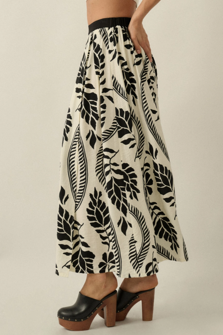 •RAI - BLACK• floral pleated maxi skirt