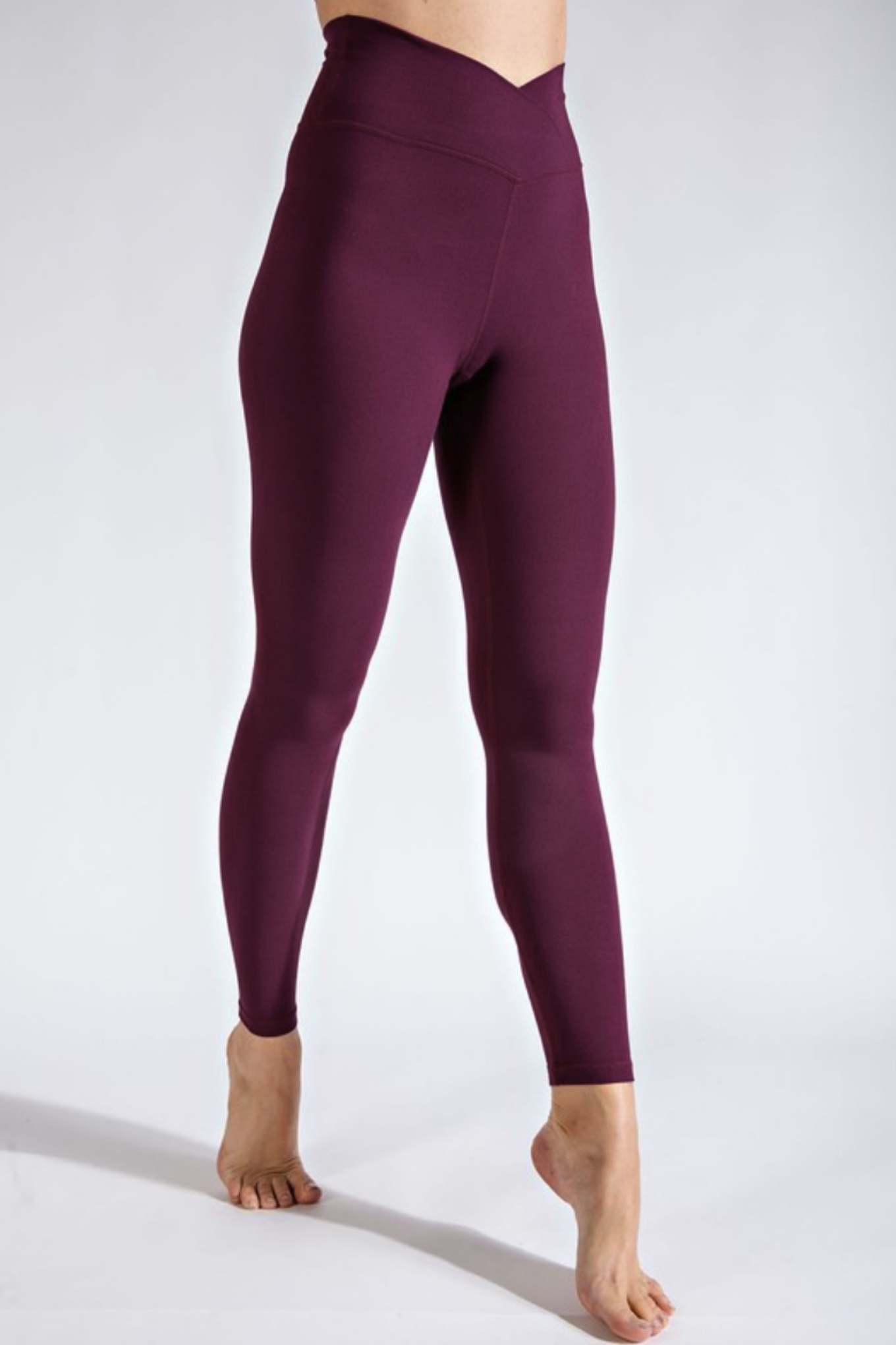 •DEVI• high V waist buttery soft leggings