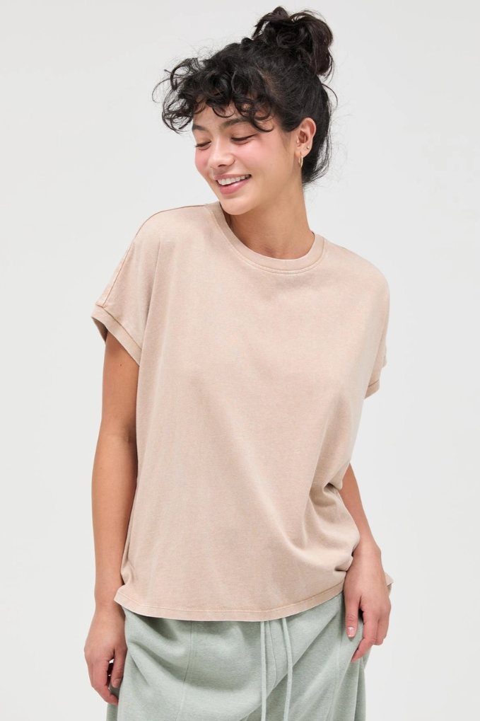 •TONI• mineral washed tee