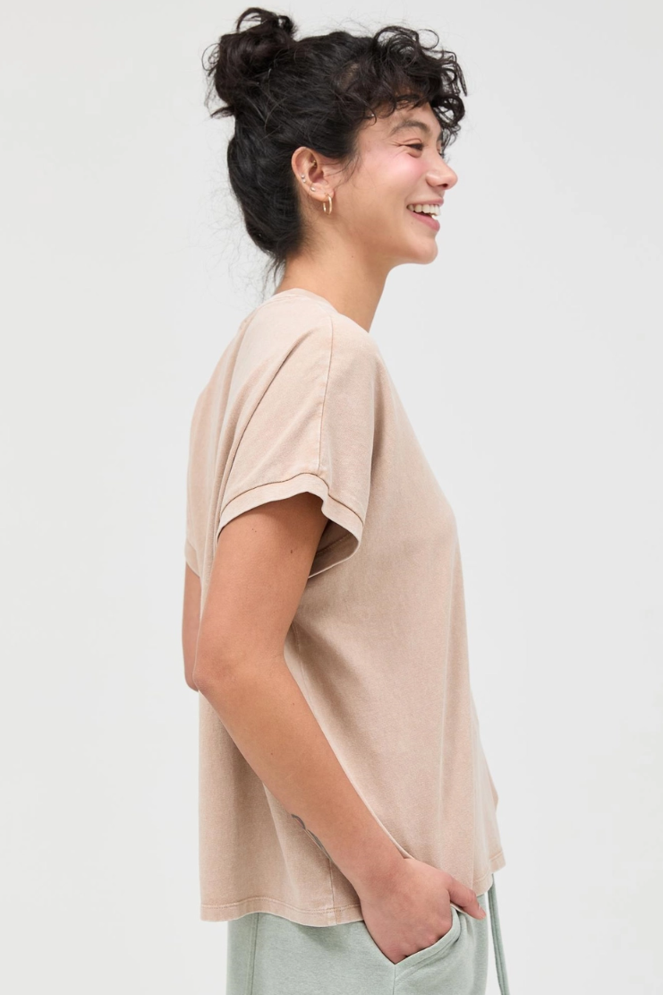 •TONI• mineral washed tee