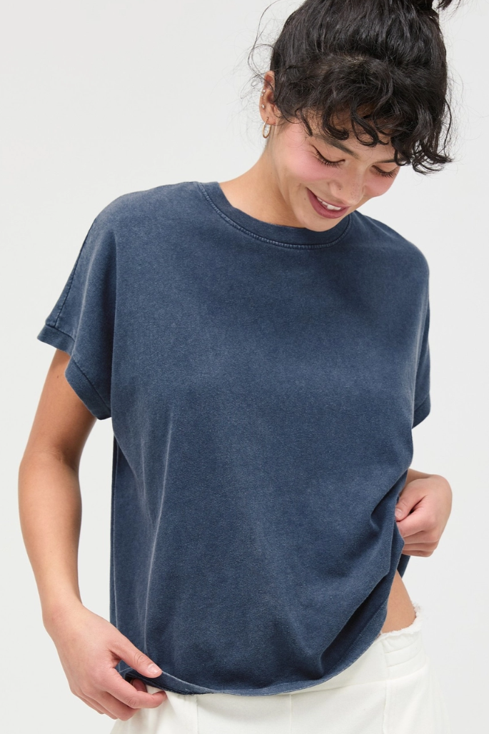 •TONI• mineral washed tee