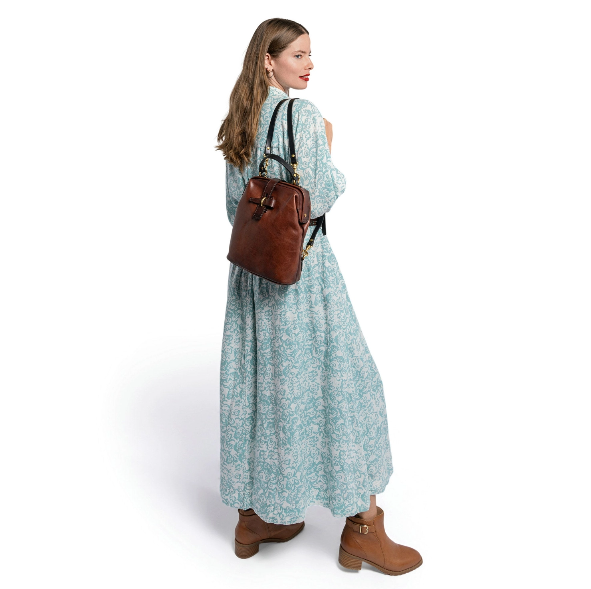 •CAMBRIDGE• genuine leather backpack