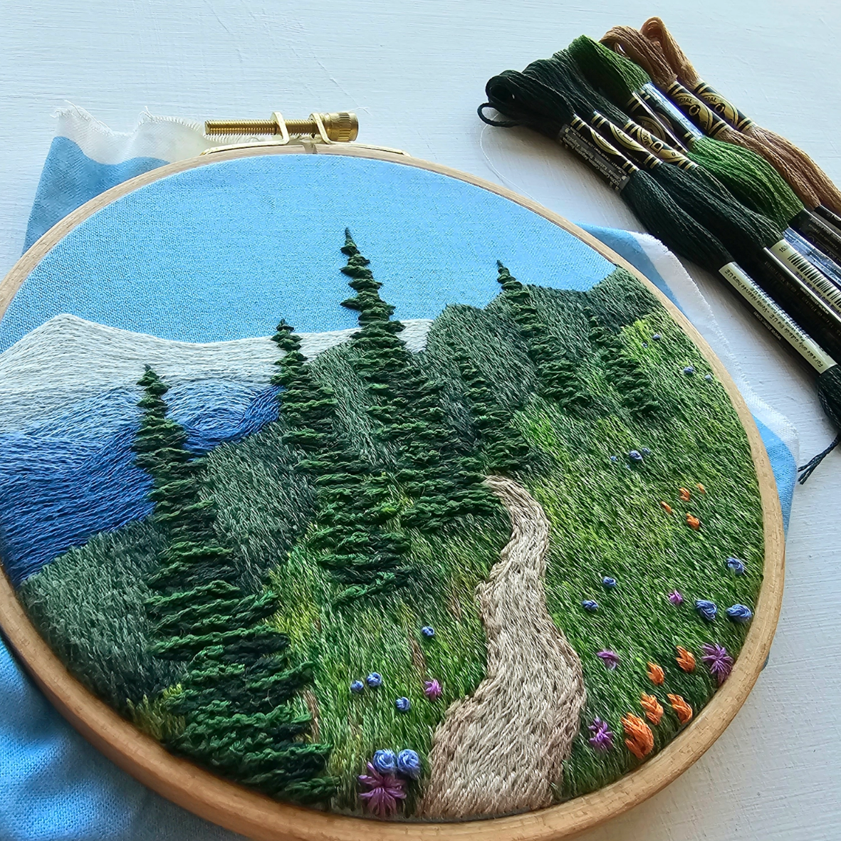 •HAPPY TRAILS• intermediate embroidery kit