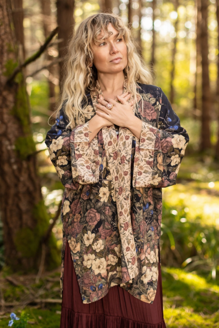 •LIONHEART• bamboo cardigan with tie