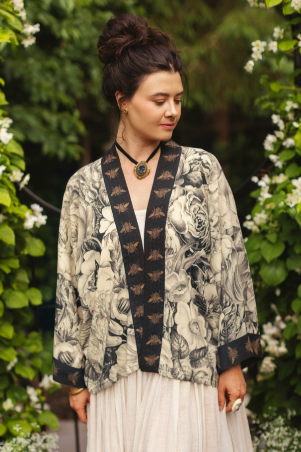 •HONEY & THE MOON• cropped bamboo cardigan