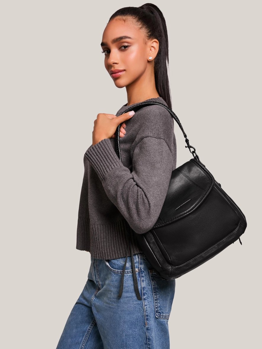 •UNITY• black zip top leather crossbody/shoulder bag