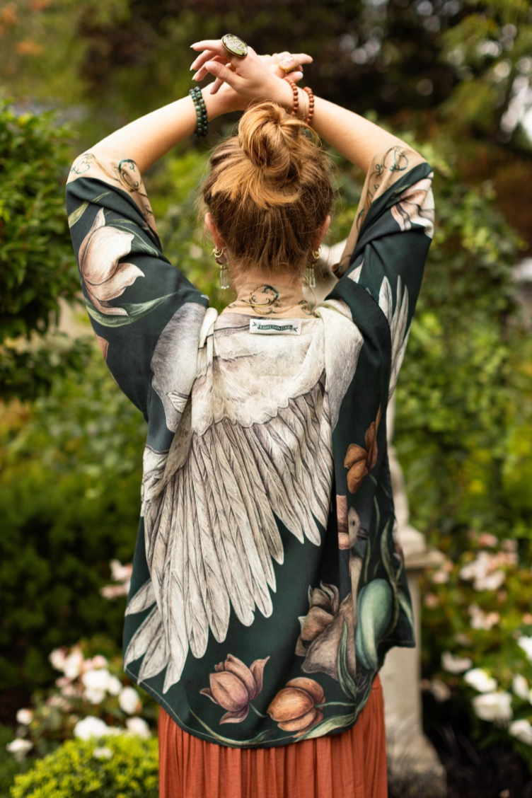 •UNDER MY WING• cropped bamboo cardigan