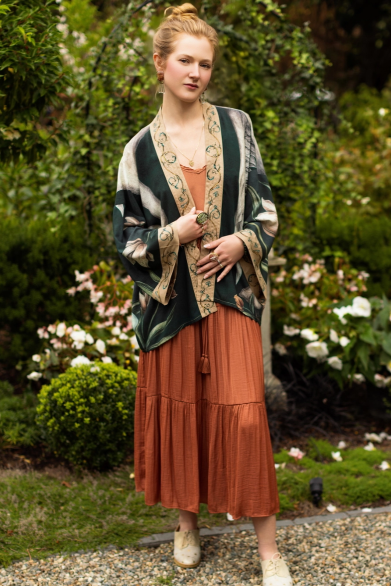 •UNDER MY WING• cropped bamboo cardigan