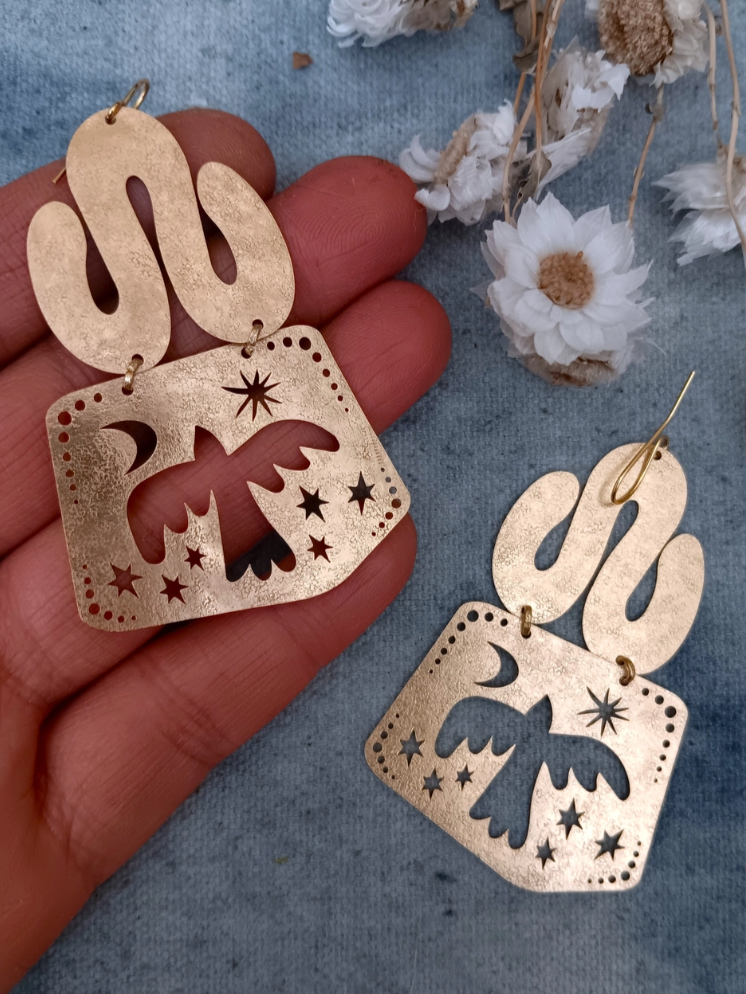 •FREEDOM FLIGHT• gold dangle earrings