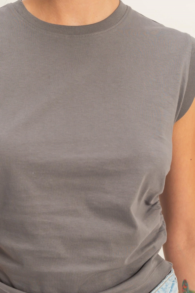 •RHEA• ruched sides cotton top