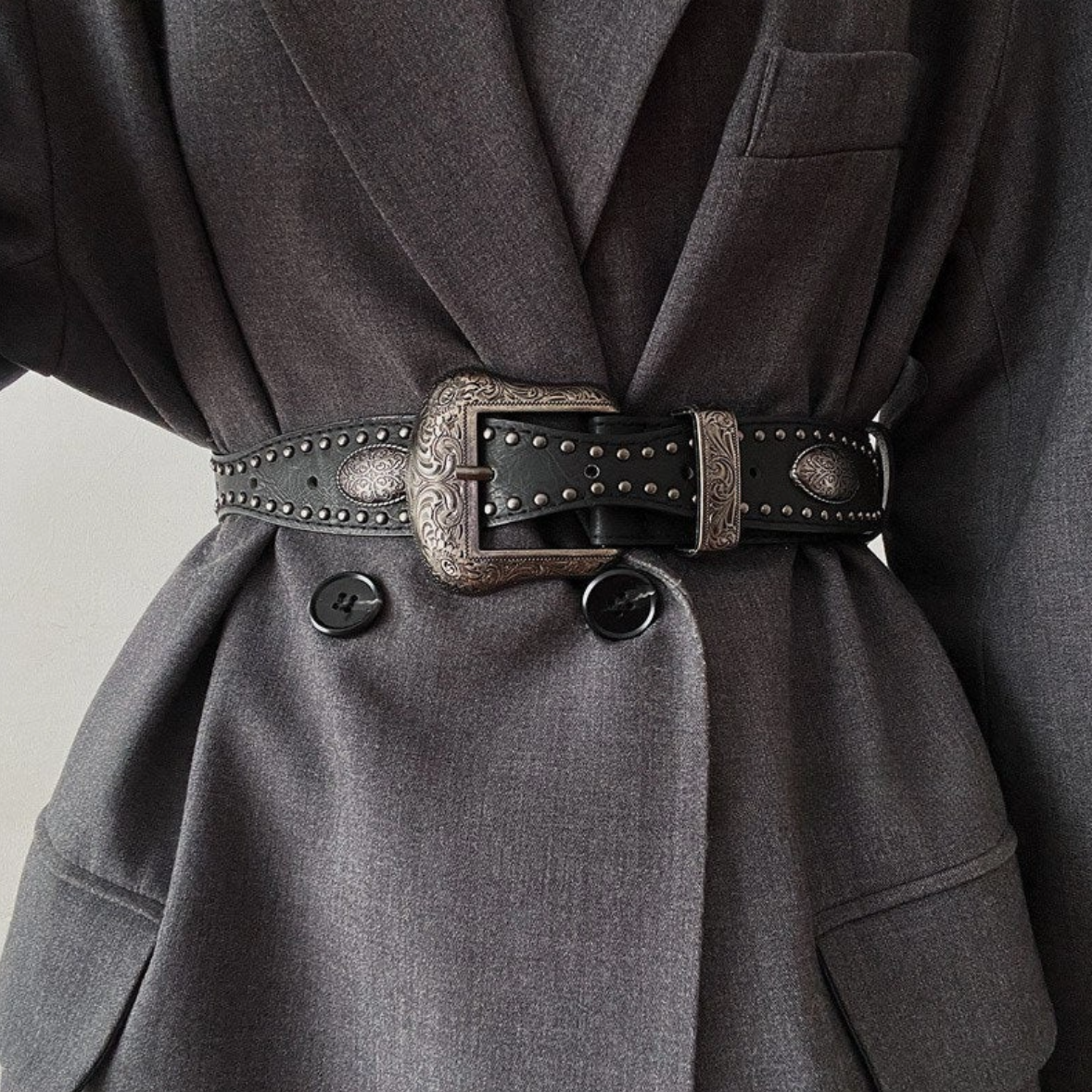 •BELT• big buckle studded leather