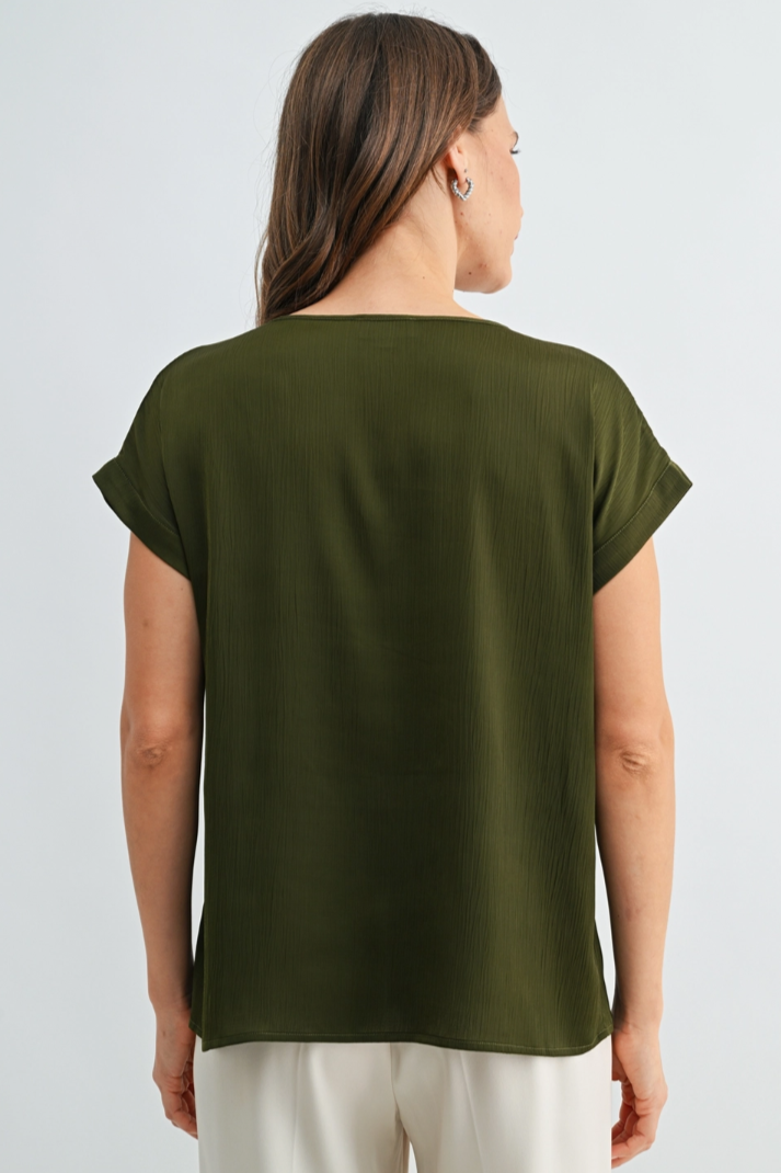 •LAUREN• satin split neck top