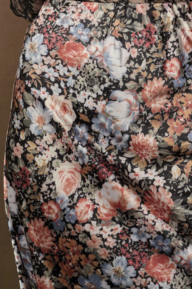•SOPHIE• floral satin maxi skirt