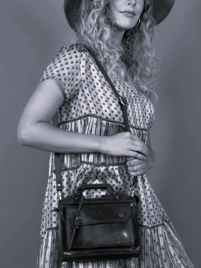 •SEATTLE• black leather crossbody/handbag