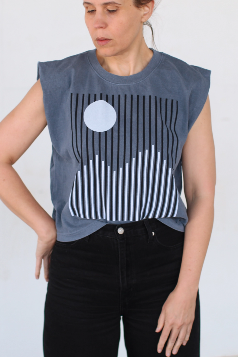 •GLACIER MOON• heavyweight cotton muscle tee (USA)