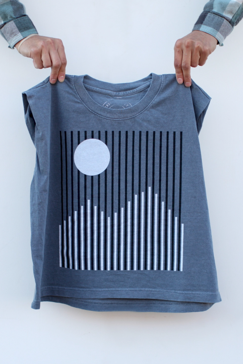 •GLACIER MOON• heavyweight cotton muscle tee (USA)