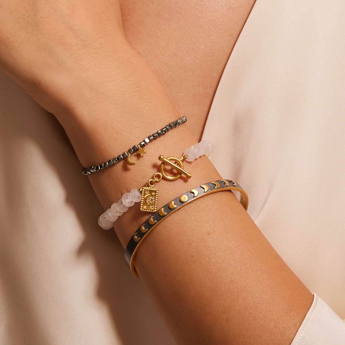 •DIVINE KNOWING• rainbow moonstone + gold bracelet