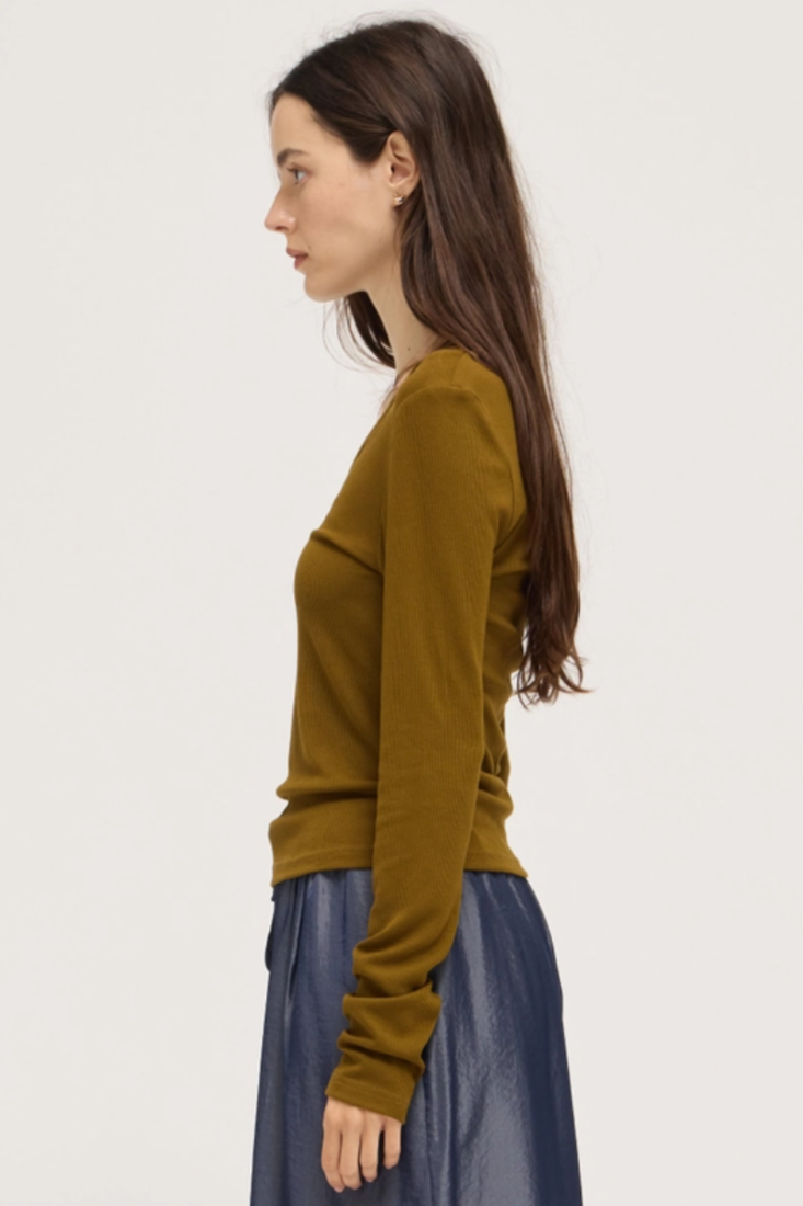 •BRIA• long sleeve stretch knit top