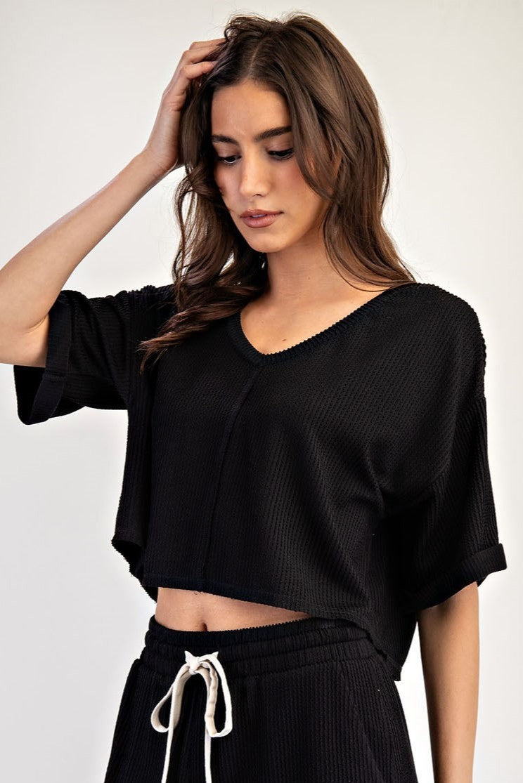 •HAILEY• textured knit V-neck cropped top