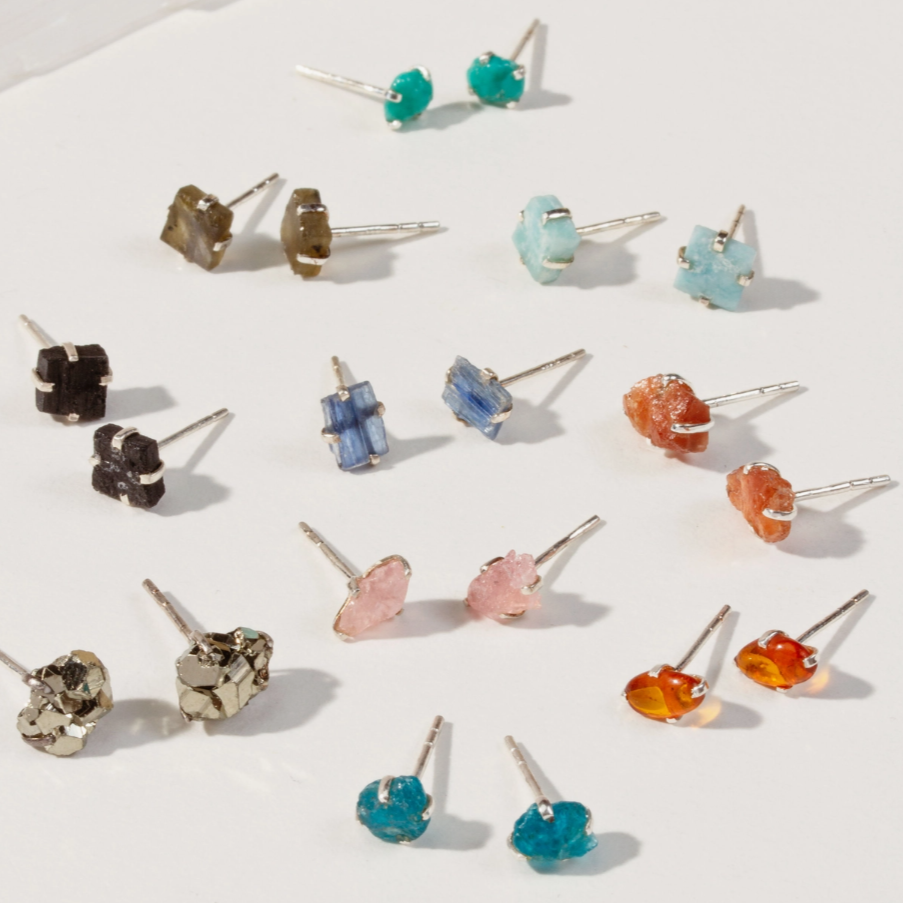 •AQUAMARINE• silver prong set stud earrings