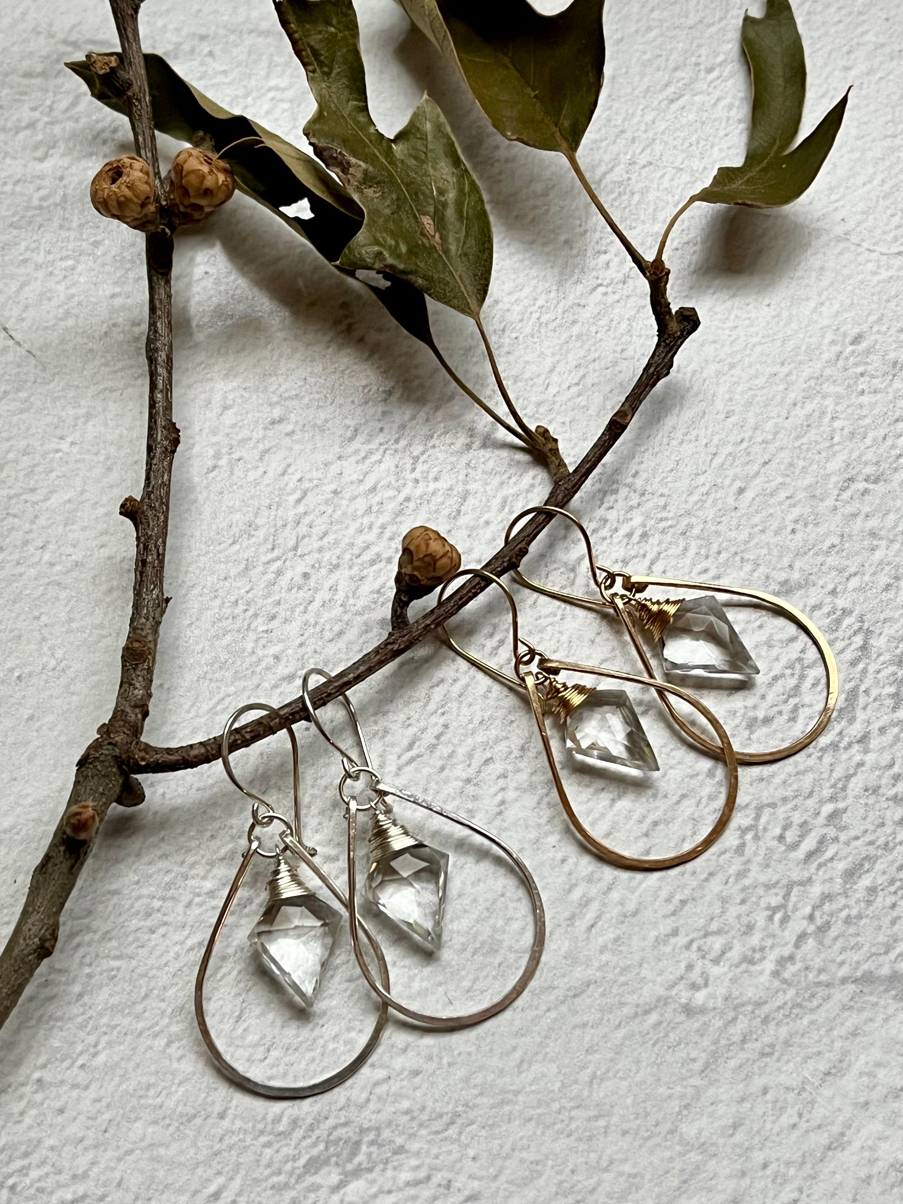 •ARROW HOOP• clear quartz + gold earrings