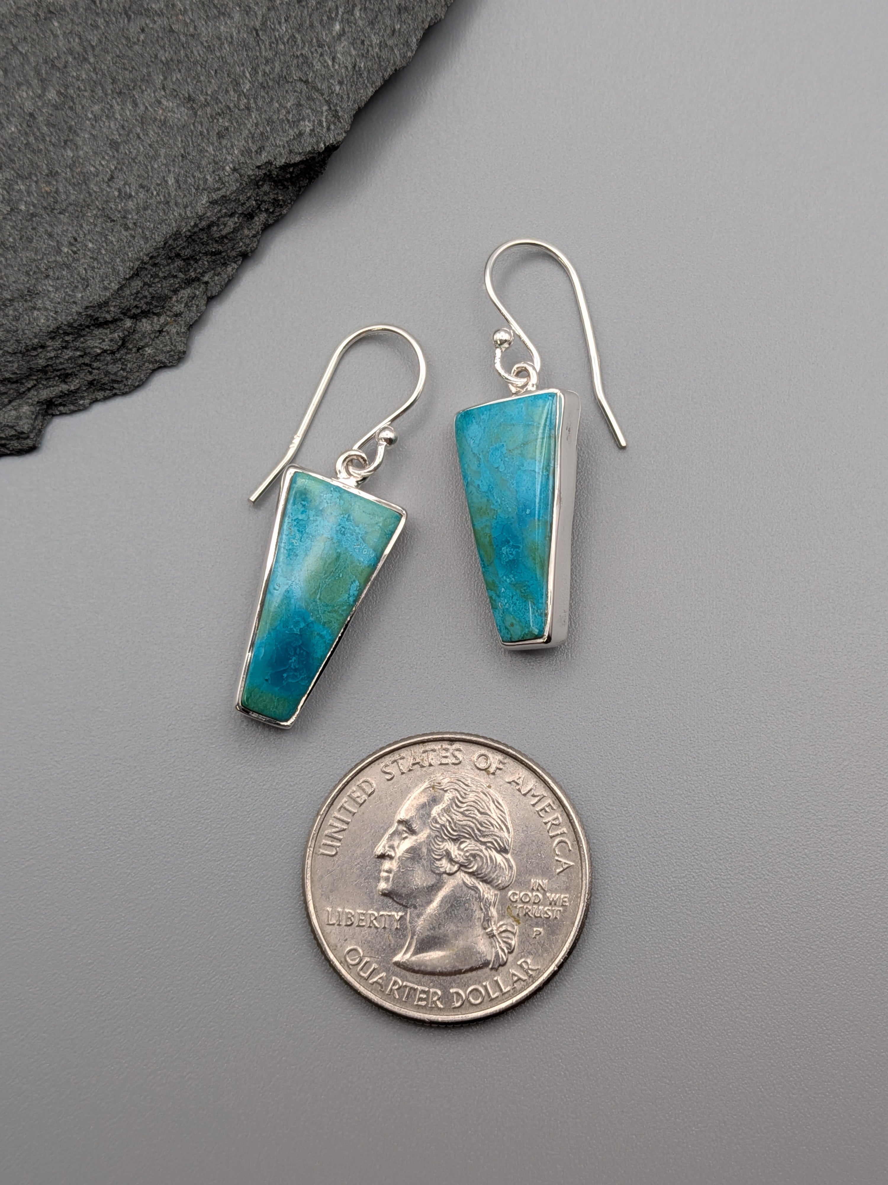 •SHATTUCKITE PORTAL• silver dangle earrings