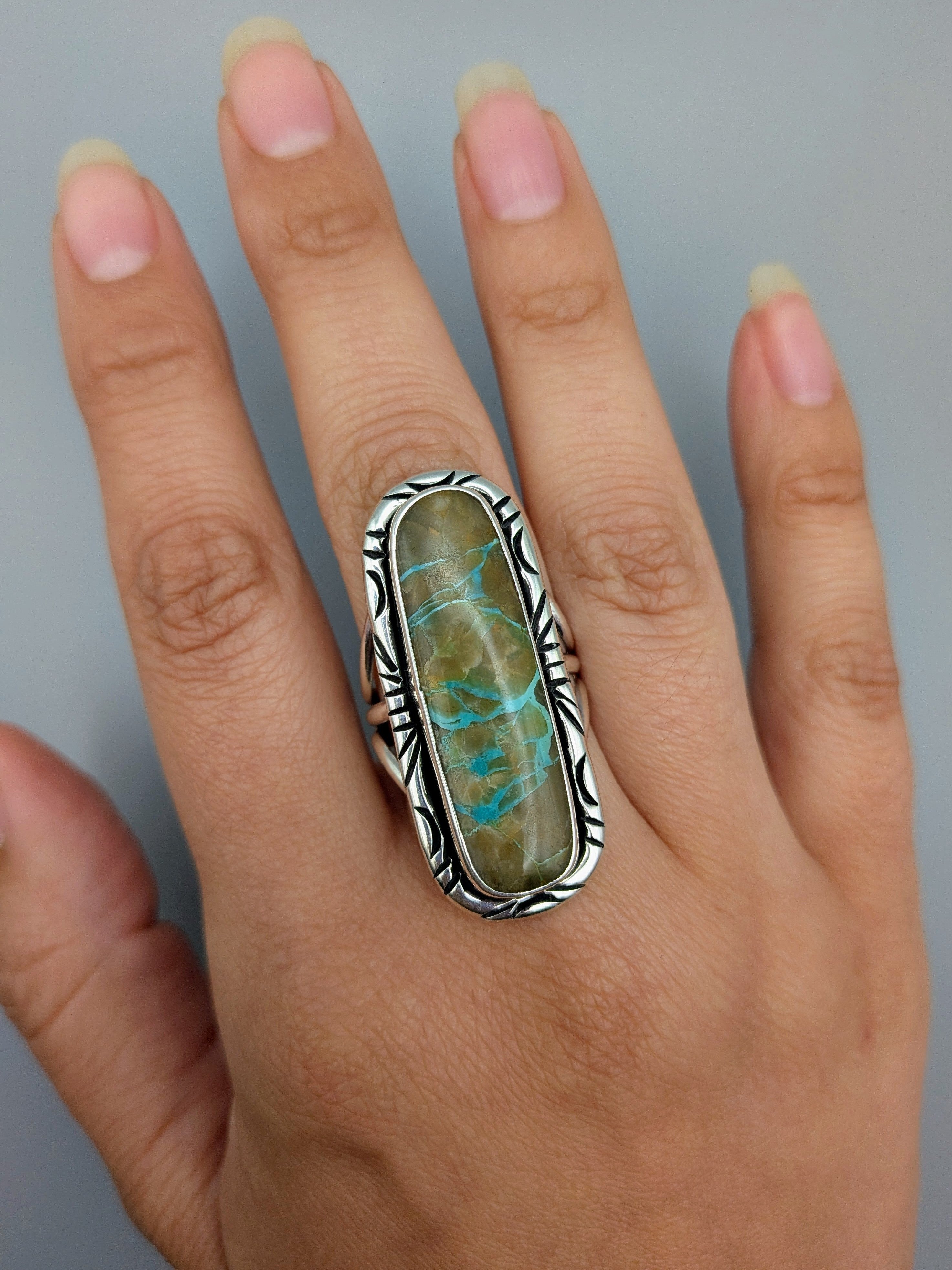 •BOULDER TURQUOISE - AZHÍ• Navajo silver ring (size 9.75)