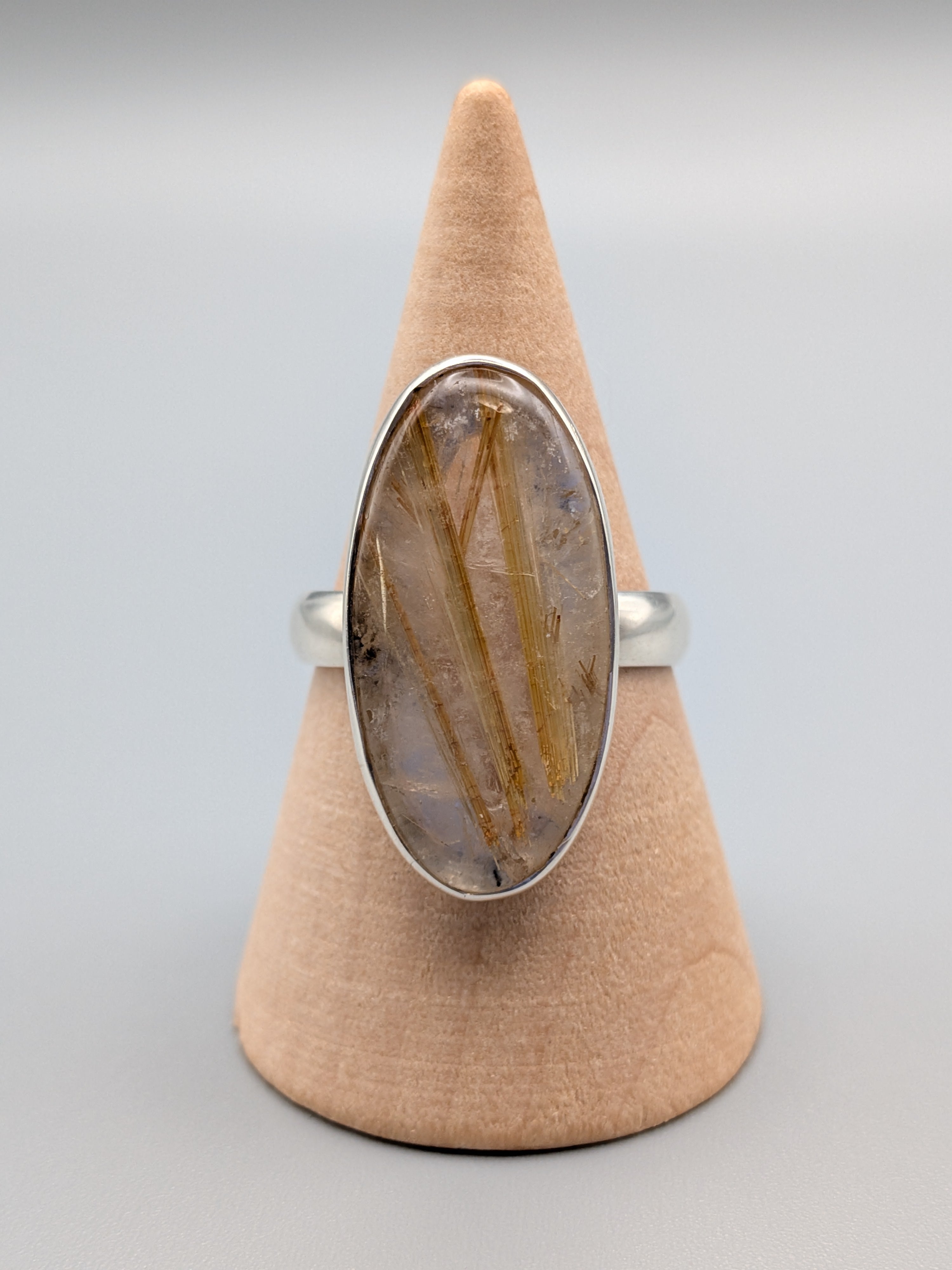 •RUTILATED QUARTZ - OVAL• simple bezel silver ring (size 10)